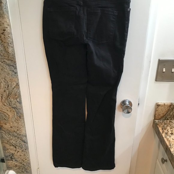 llbean jet black modern bootcut jeans. size 4MT - Picture 4 of 5